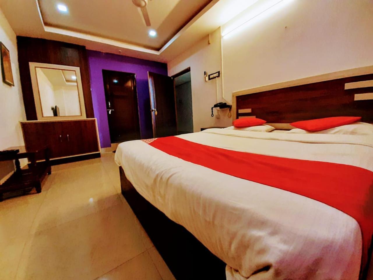 Paderu Hotel Vashishta Inn מראה חיצוני תמונה